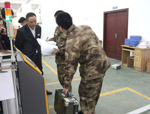 中國人民解放軍總后勤部驗收泰瑞醫(yī)用制氧機(jī)